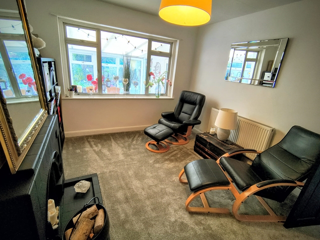 Additional Property Image 3 bedroom Detached for sale in Cardiff 7