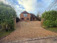 4 bedroom Detached to rent in Chinnor