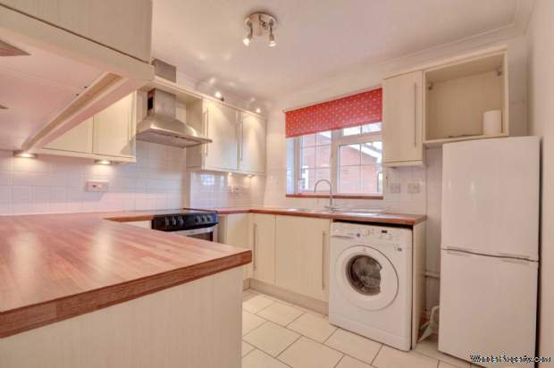 Additional Property Image 2 bedroom Maisonette to rent in Princes Risborough 2