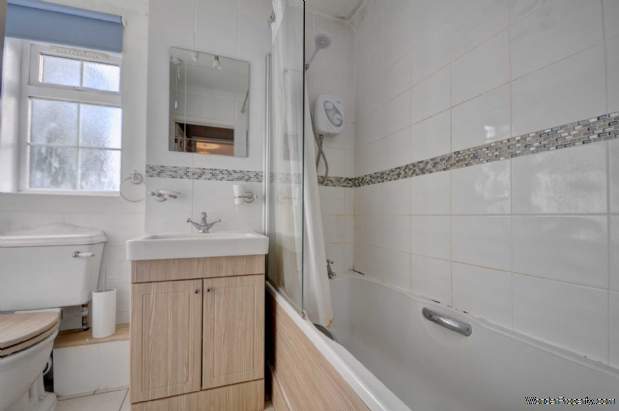 Additional Property Image 2 bedroom Maisonette to rent in Princes Risborough 5