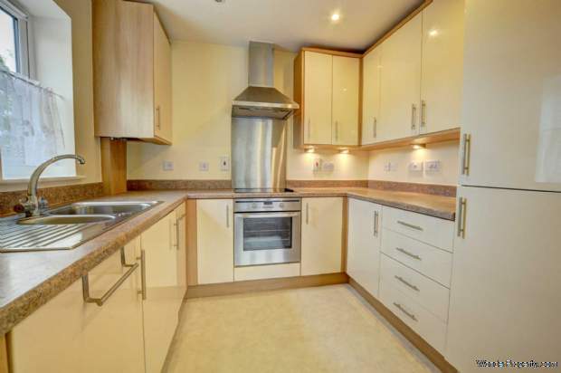 Additional Property Image 2 bedroom Apartment to rent in Chinnor 3