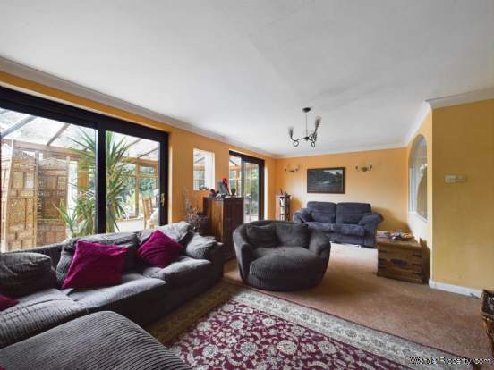 Additional Property Image 4 bedroom Detached for sale in Chinnor 7