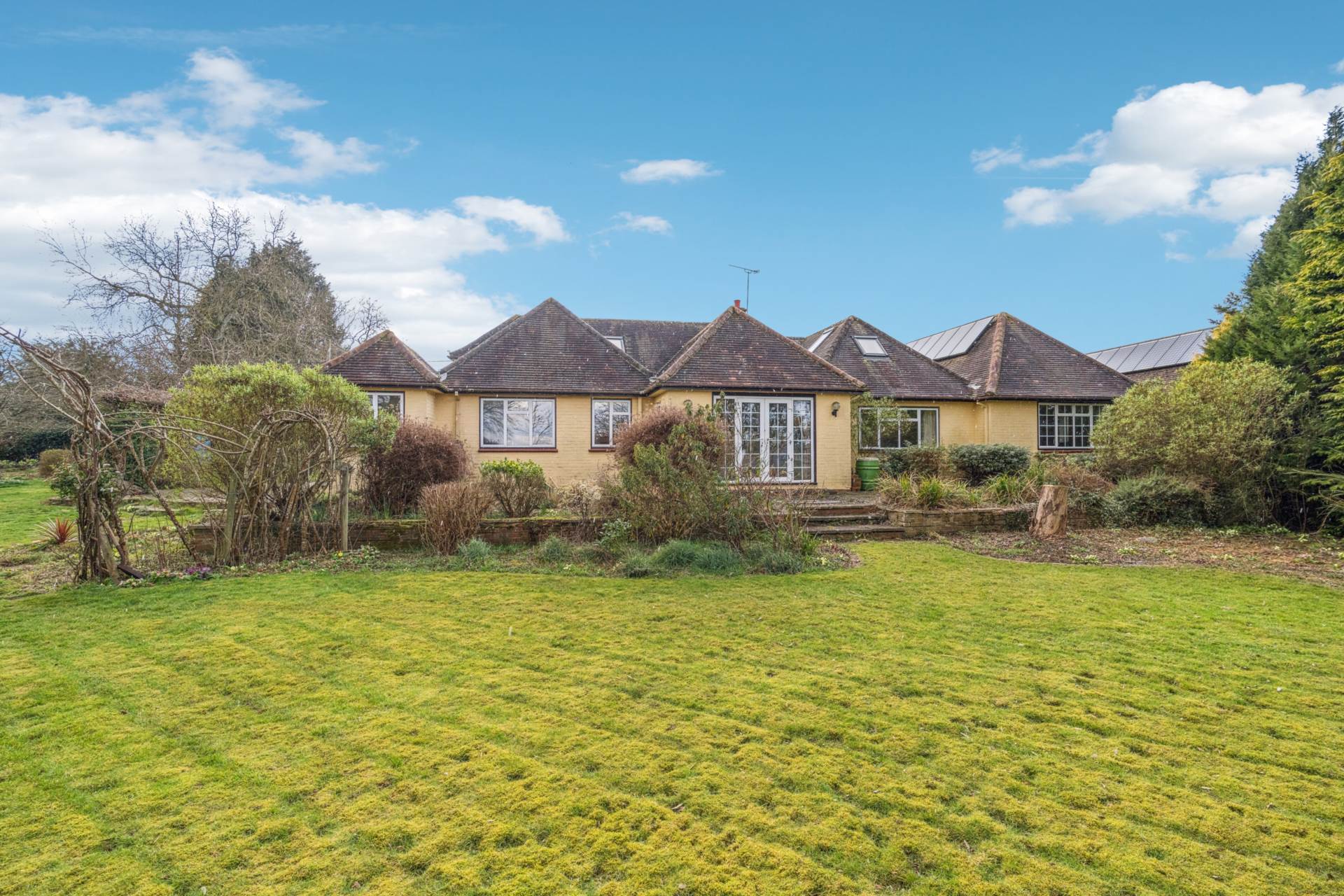 Additional Property Image 5 bedroom Detached for sale in High Wycombe 5