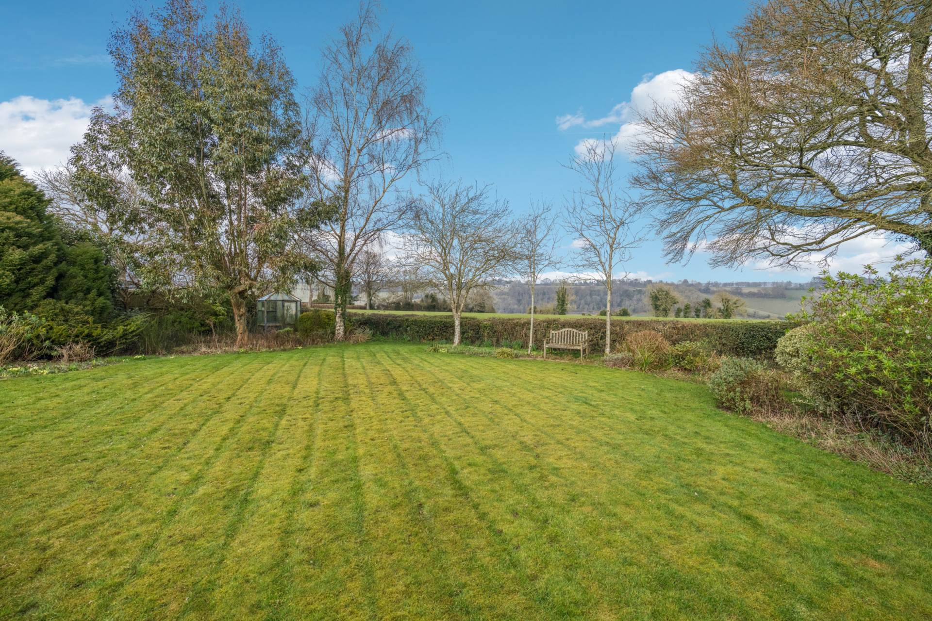 Additional Property Image 5 bedroom Detached for sale in High Wycombe 24