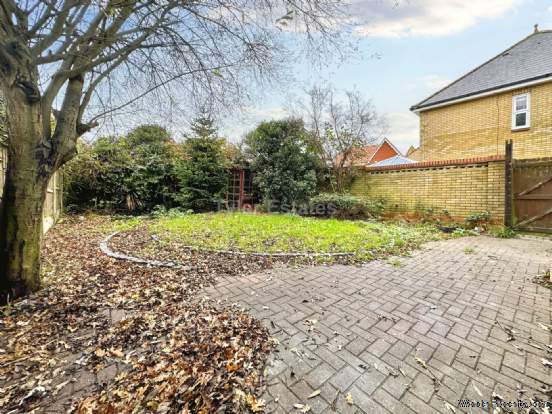 Additional Property Image 3 bedroom Semi Detached for sale in Basildon 11