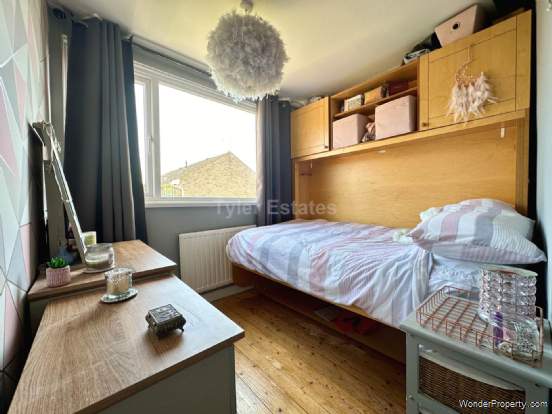 Additional Property Image 4 bedroom Detached for sale in Billericay 11