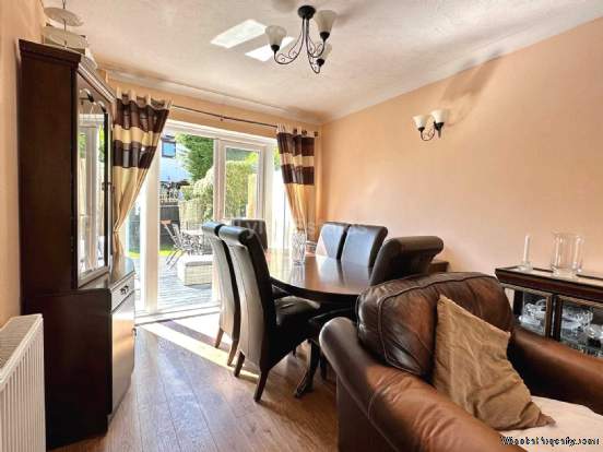 Additional Property Image 3 bedroom Semi Detached for sale in Billericay 6