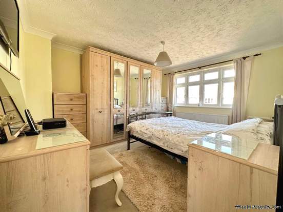 Additional Property Image 3 bedroom Semi Detached for sale in Billericay 7