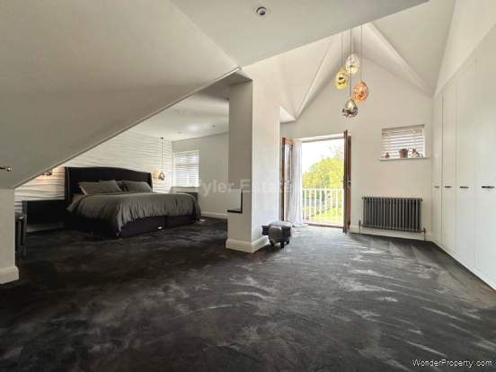 Additional Property Image 5 bedroom Detached for sale in Billericay 11