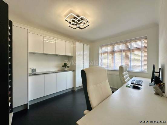 Additional Property Image 5 bedroom Detached for sale in Billericay 20