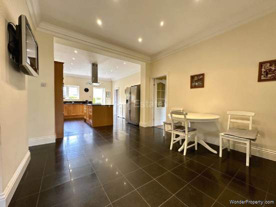 Additional Property Image 4 bedroom Detached for sale in Billericay 7