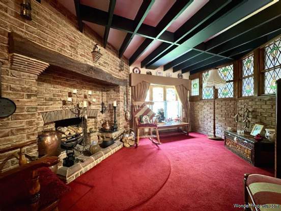 Additional Property Image 4 bedroom Detached for sale in Basildon 11