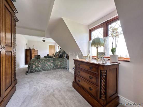 Additional Property Image 4 bedroom Detached for sale in Basildon 14