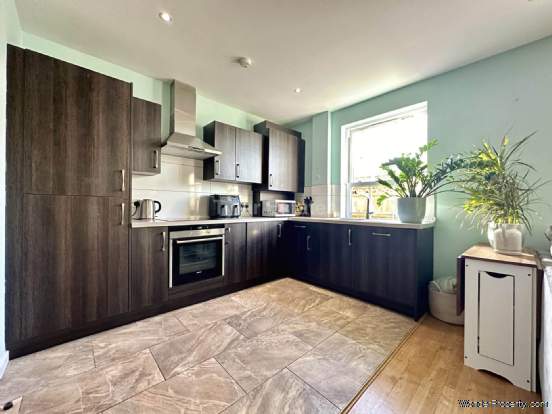 Additional Property Image 2 bedroom Apartment for sale in Billericay 2