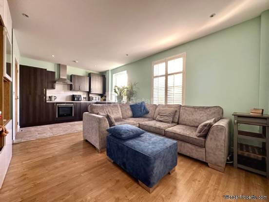 Additional Property Image 2 bedroom Apartment for sale in Billericay 9