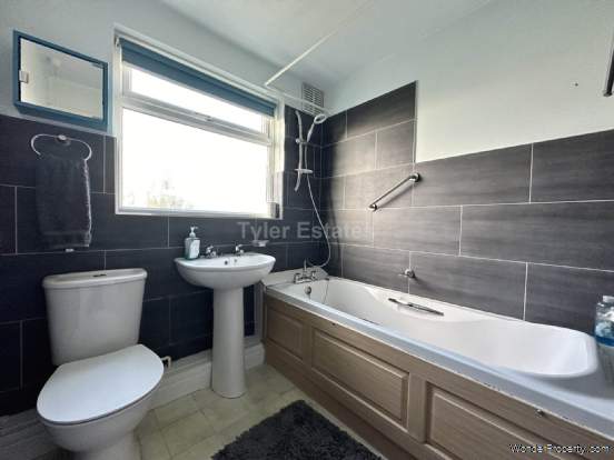 Additional Property Image 3 bedroom Semi Detached for sale in Billericay 3
