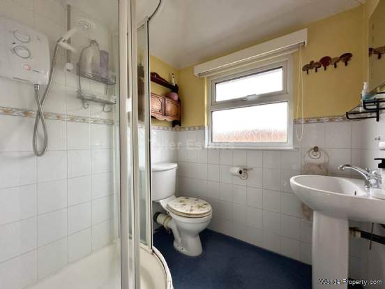 Additional Property Image 4 bedroom Detached for sale in Billericay 7
