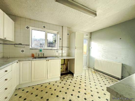 Additional Property Image 3 bedroom Terraced for sale in Billericay 3
