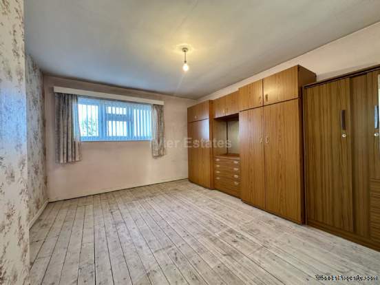 Additional Property Image 3 bedroom Terraced for sale in Billericay 9