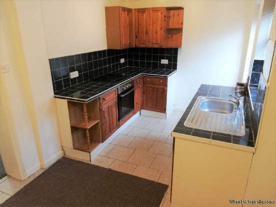 Additional Property Image 2 bedroom Terraced for sale in Scarborough 4