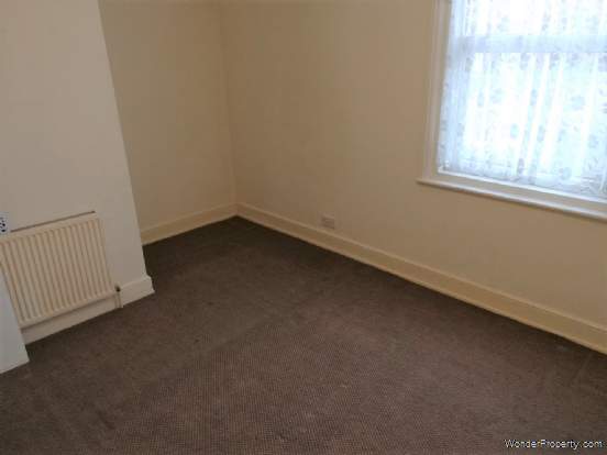 Additional Property Image 2 bedroom Terraced for sale in Scarborough 9