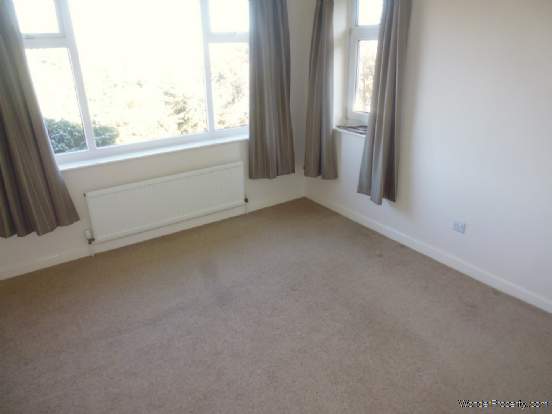 Additional Property Image 2 bedroom Flat for sale in Scarborough 6
