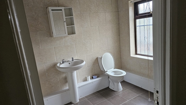 Additional Property Image 3 bedroom Flat to rent in Sheffield 12